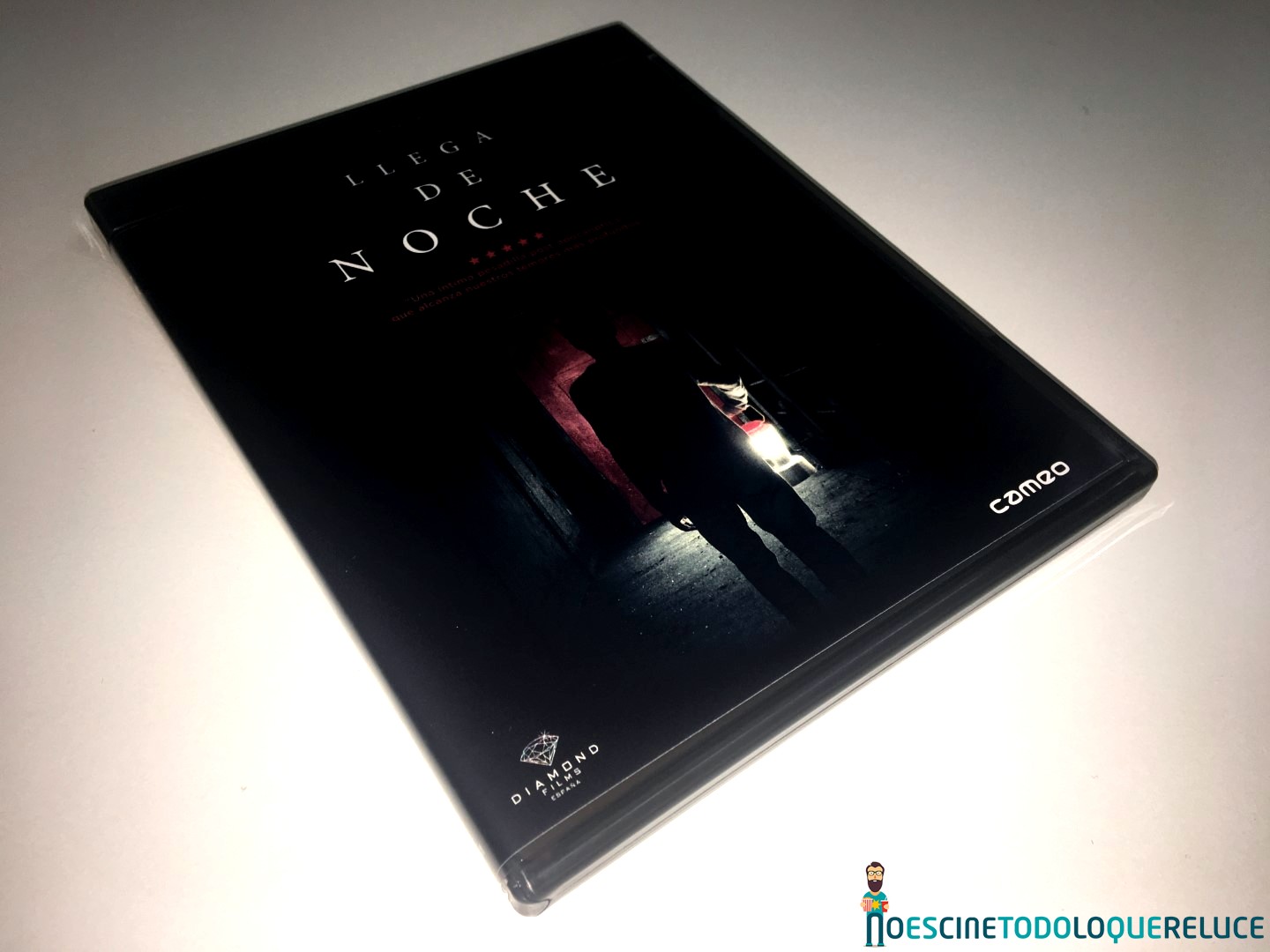 'Llega de noche': Reportaje fotográfico y detalles de la edición Blu-ray