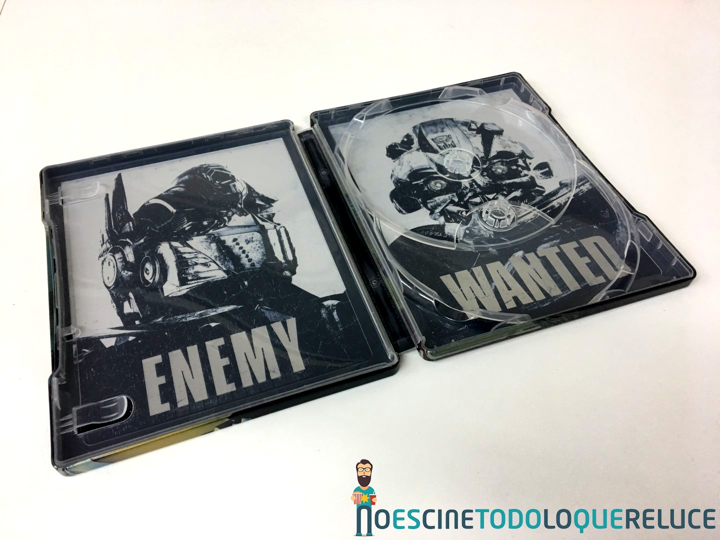 'Transformers: El último caballero': Reportaje fotográfico y análisis de la edición metálica (Blu-ray 3D)