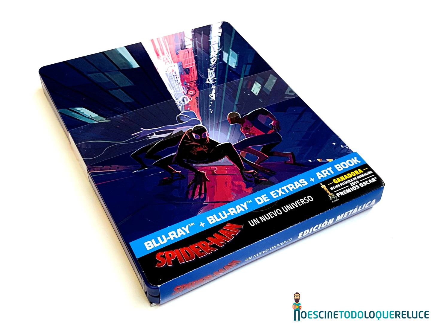 Spider-Man: Un nuevo Universo': Reportaje fotográfico y análisis de la  edición metálica (Blu-ray + BD Extras + Artbook)