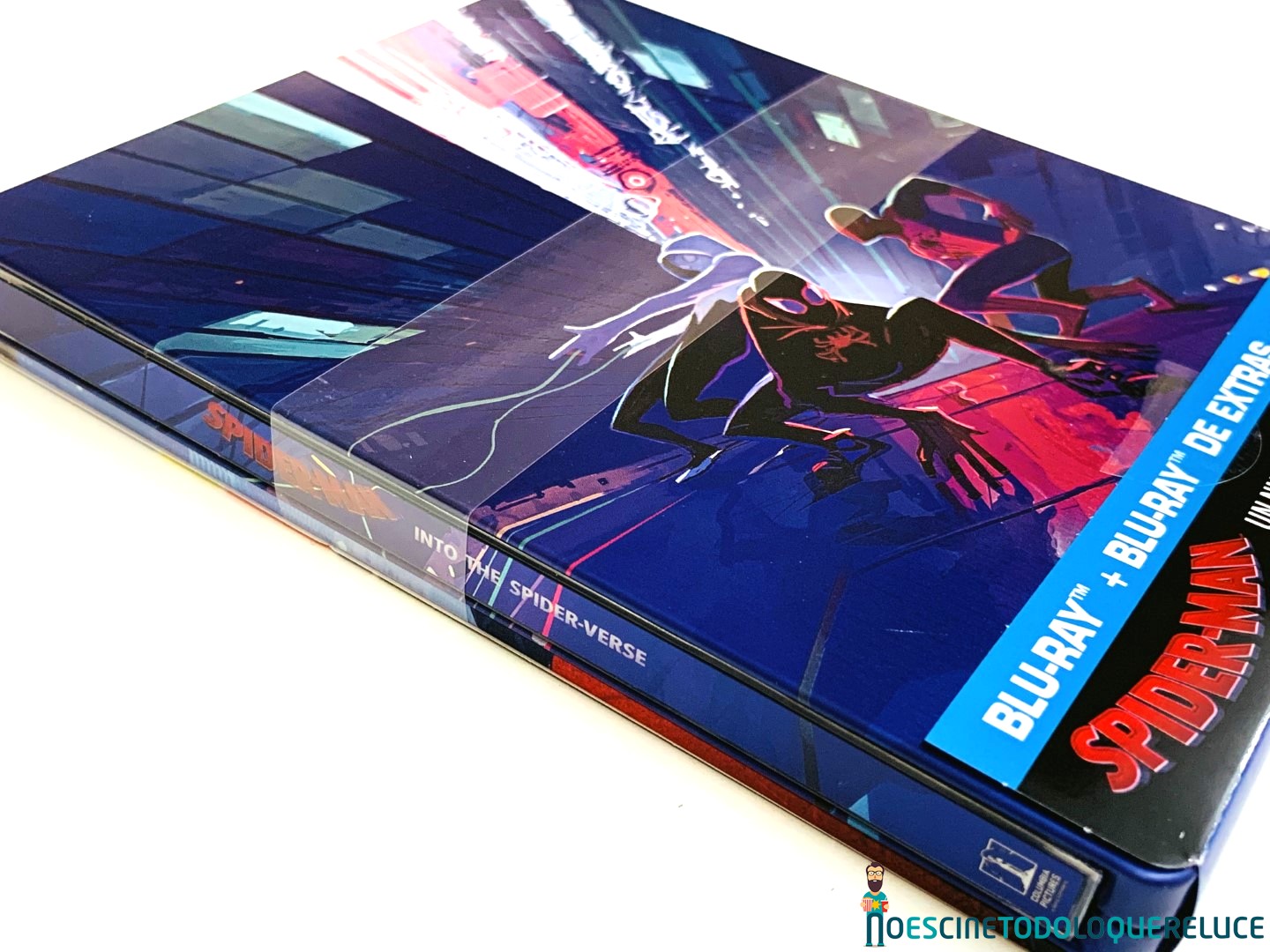 Spider-Man: Un nuevo Universo': Reportaje fotográfico y análisis de la  edición metálica (Blu-ray + BD Extras + Artbook)